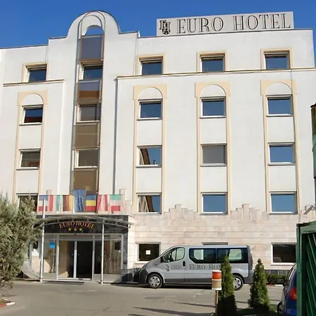 Euro 3*