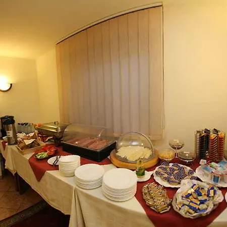 Euro Hotel 3*